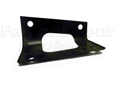 Bracket - Front Outer Wing to Bulkhead Mounting - Classic Range Rover 1970-85 Models - Body