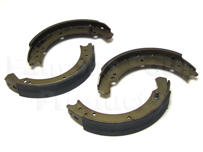 Brake Shoe Axle Set - Land Rover Series IIA/III - Brakes