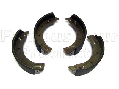 Brake Shoe Axle Set - Land Rover Series IIA/III - Brakes