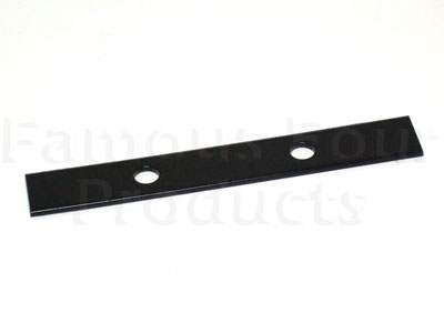 FF001013 - Spring Retaining Plate - Rear - Land Rover 90/110 & Defender