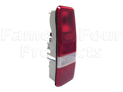 FF001361 - Rear Upper Body Lamp without Indicator Light - Land Rover Discovery 1994-98