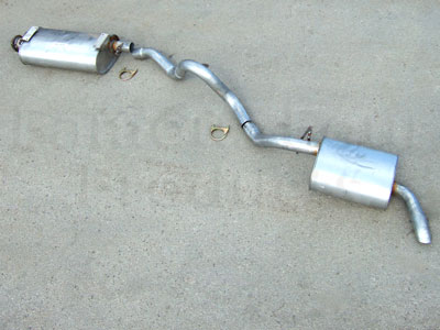 FF001858 - Centre Silencer and Rear Tailpipe Silencer Assembly - Classic Range Rover 1986-95 Models