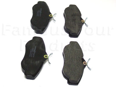 Brake Pads - Land Rover Discovery Series II (L318) - Brakes