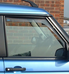 FF002387 - Wind Deflectors - Land Rover Discovery Series II