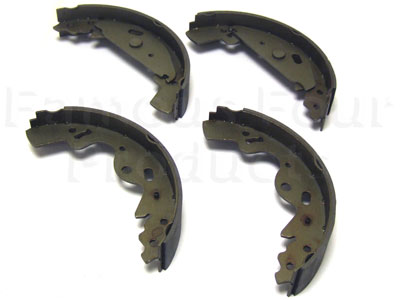 Brake Shoes - Land Rover Freelander (L314) - Brakes