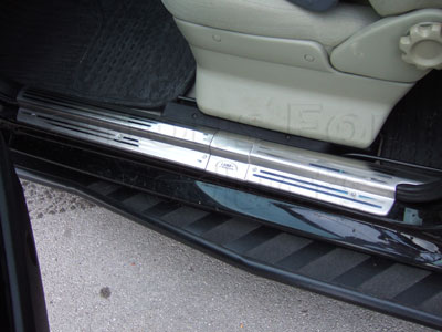FF002770 - Stainless Polished Door Step Tread Plates - Land Rover Freelander