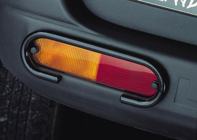 Black Tubular Steel Lower Rear Light Guards - Land Rover Freelander (L314) - Accessories