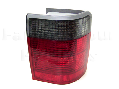 FF002877 - White Light Rear Body Lamp Unit (Clear Indicators) - Range Rover Second Generation 1995-2002 Models