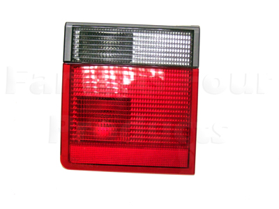 FF002881 - White Light Rear Tailgate Light Unit - Range Rover Second Generation 1995-2002 Models