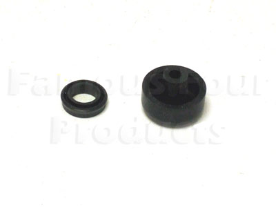 Clutch Slave Cylinder Repair Kit - Range Rover P38A (Second Generation) 1995-2002 Models - Clutch & Gearbox