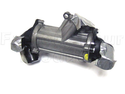 FF002996 - Engine Oil Cooler Assy. - Land Rover Freelander