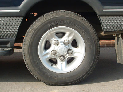 Deep Dish Alloy Wheel - 7 x 16 - Silver - Land Rover Discovery 1989-94 - Tyres, Wheels and Wheel Nuts