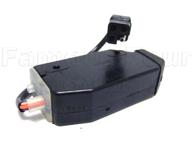 FF003839 - Central Locking Actuator - Door (Master) - 4-pin Plug - Classic Range Rover 1986-95 Models