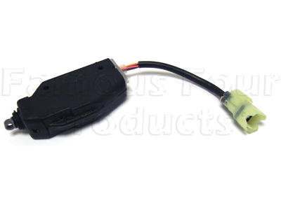 Central Locking Actuator - Door (Master) - 5-pin Plug - Land Rover Discovery 1994-98 - Electrical