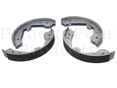 Handbrake Shoes - Range Rover Third Generation up to 2009 MY (L322) - Brakes