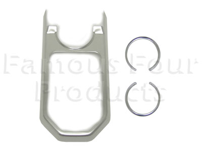 FF004240 - Polished Alloy Cup Holder and Gearstick Surround Kit - Land Rover Discovery 3