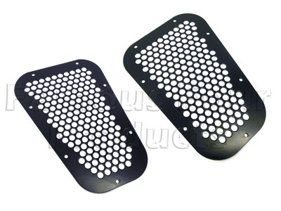 FF004330 - Air Intake Grilles - Wing Top - Land Rover 90/110 & Defender