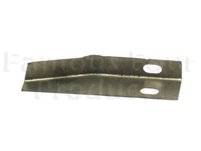 FF004817 - Front Wing Fixing Angle - Classic Range Rover 1970-85 Models