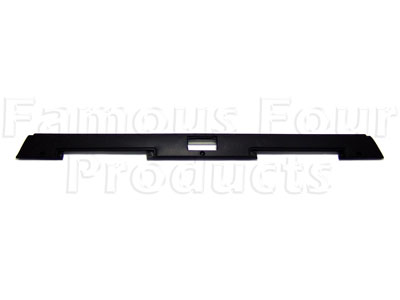 FF005105 - Dashboard Top Padded Rail - Land Rover 90/110 & Defender