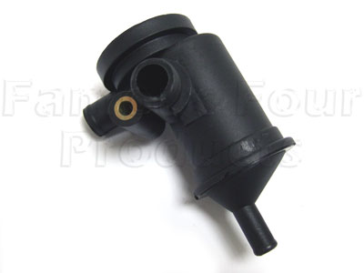 Engine Crankcase Breather Oil Seperator - Land Rover Discovery 1989-94 - 200 Tdi Diesel Engine