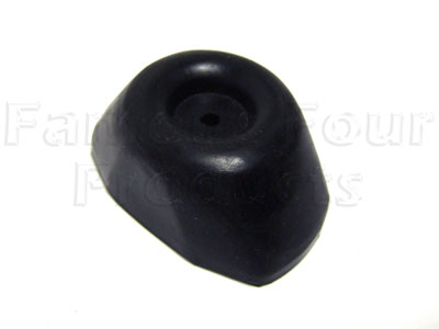 Dust Cover (Rubber) - Transmission Hand Brake Adjuster - Classic Range Rover 1986-95 Models - Brakes