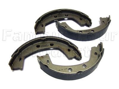 FF005899 - Handbrake Shoes - Land Rover Freelander 2