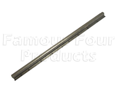 FF006168 - Repair Channel - Front Door Bottom Frame - Land Rover Series IIA/III