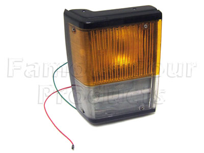 FF006720 - Front Indicator/Side Light Assembly - Classic Range Rover 1970-85 Models