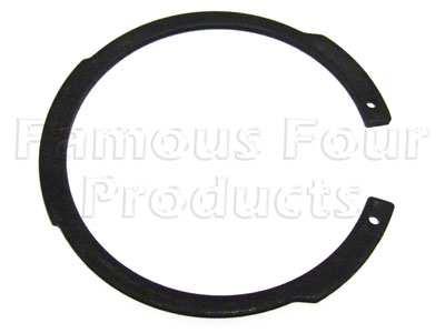 FF006965 - Circlip - Rear Hub Bearing - Land Rover Discovery 3