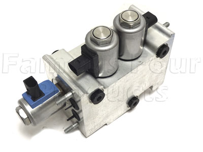 ACE Valve Block Assembly - Land Rover Discovery Series II (L318) - Suspension & Steering