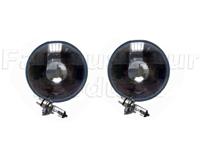 FF007053 - Headlamps (Pair) - Halogen - Classic Range Rover 1970-85 Models