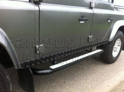 LAND ROVER DEFENDER BLACK CHEQUER PLATE DOOR PROTECTOR/COVER 