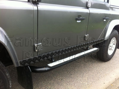 FF007130 - 110 Chequerplate 5-door Sill Protectors - Land Rover 90/110 & Defender