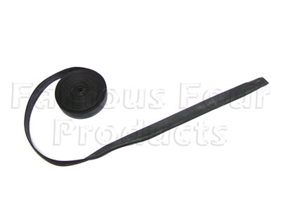 Glazing Seal Strip - Land Rover 90/110 & Defender (L316) - Body Fittings