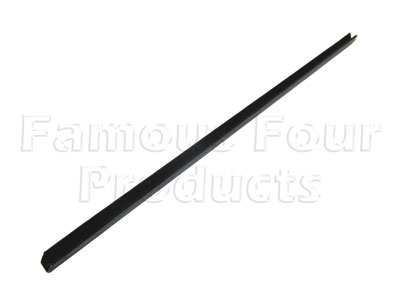 FF007502 - Front Door Window Channel - Top Horizontal - Land Rover 90/110 & Defender