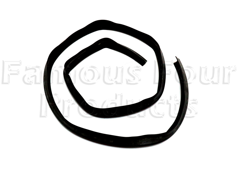 Top Tailgate Bottom Rubber Seal - Range Rover Classic 1970-85 Models - Tailgates & Fittings