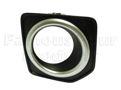 FF007610 - Bezel - Front Fog Lamp Surround - Land Rover Freelander 2