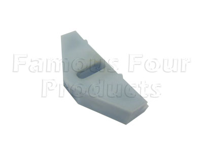 FF008145 - Battery Fixing Clamp - Land Rover Freelander