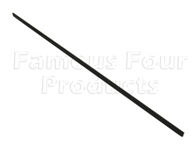 FF008313 - Door Weatherstrip Outer Waist Seal - Range Rover 2010-12 Models