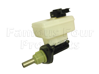 Master Cylinder - Land Rover Freelander (L314) - Brakes