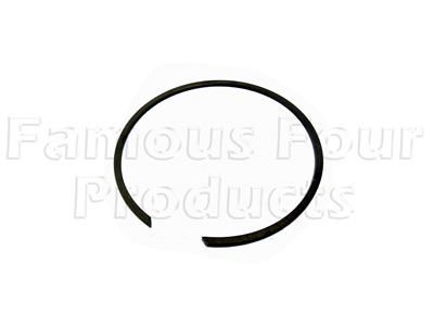 Circlip - Wheel Bearing - Land Rover Freelander (L314) - Propshafts & Axles