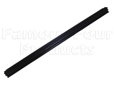 FF009811 - Support Brace - Rear Floor - Classic Range Rover 1970-85 Models