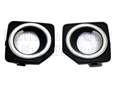 FF010133 - Front Fog Lamp Surrounds - Land Rover Freelander 2