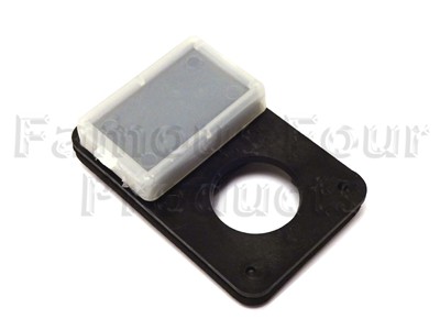 FF010256 - Fuse Box - Underbonnet - Classic Range Rover 1970-85 Models