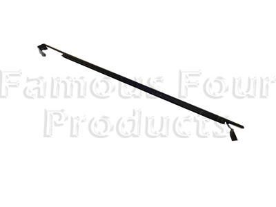 FF010753 - Door Weatherstrip Outer Waist Seal - Land Rover Discovery Series II