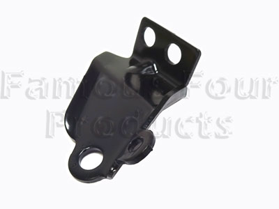 FF010757 - Bracket - Crosslink Pipe - Land Rover Discovery 4