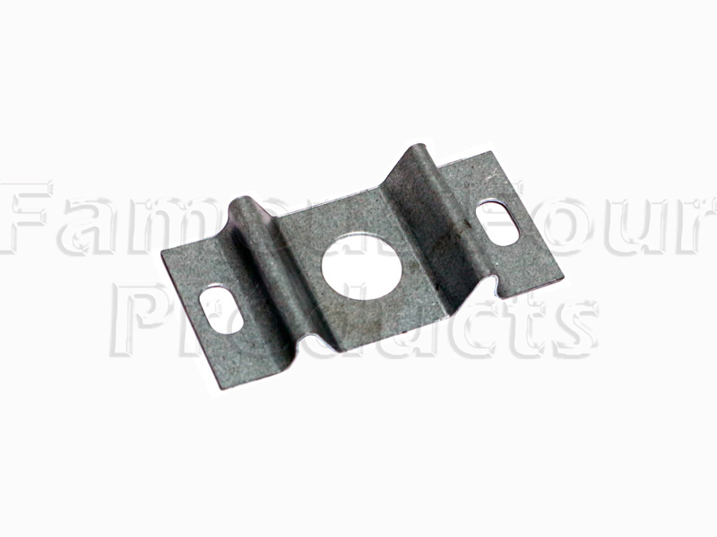 FF011777 - Striker Plate for Bonnet Catch - Land Rover Discovery 1989-94