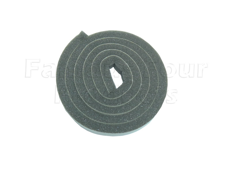 FF012724 - Front Door Sill Seal - Sill to Floor - Land Rover 90/110 & Defender