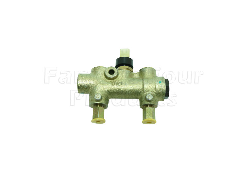 FF012766 - PDWA Valve (Pressure Differential Warning Actuator) - Land Rover 90/110 & Defender