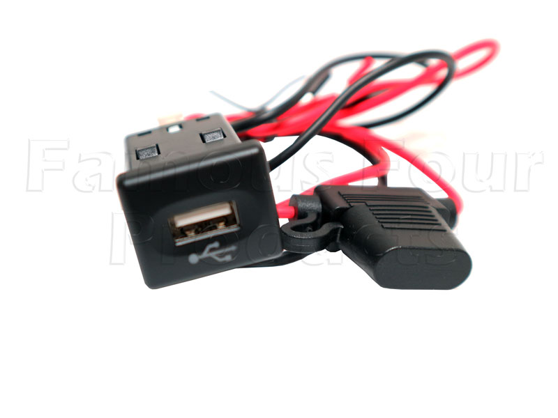 FF012898 - USB Socket Charge Port - Land Rover 90/110 & Defender